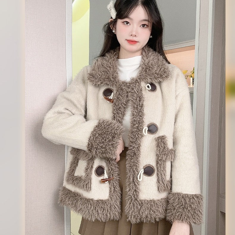 Horn Button Lamb Wool Coat Female Winter Fleece-lined